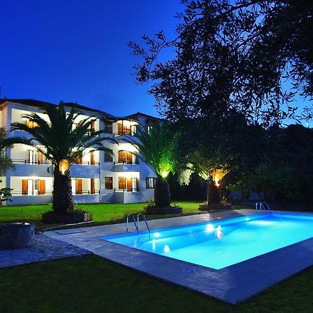 Villa Maro Скопелос Екстериор снимка